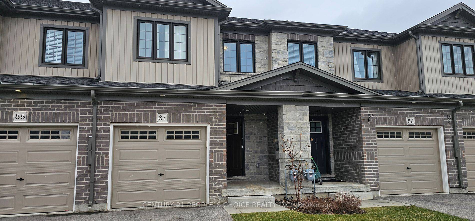 Cambridge, ON N1S 0B6,135 Hardcastle DR #87