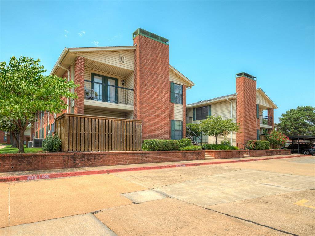 Oklahoma City, OK 73118,4400 Hemingway Drive #241