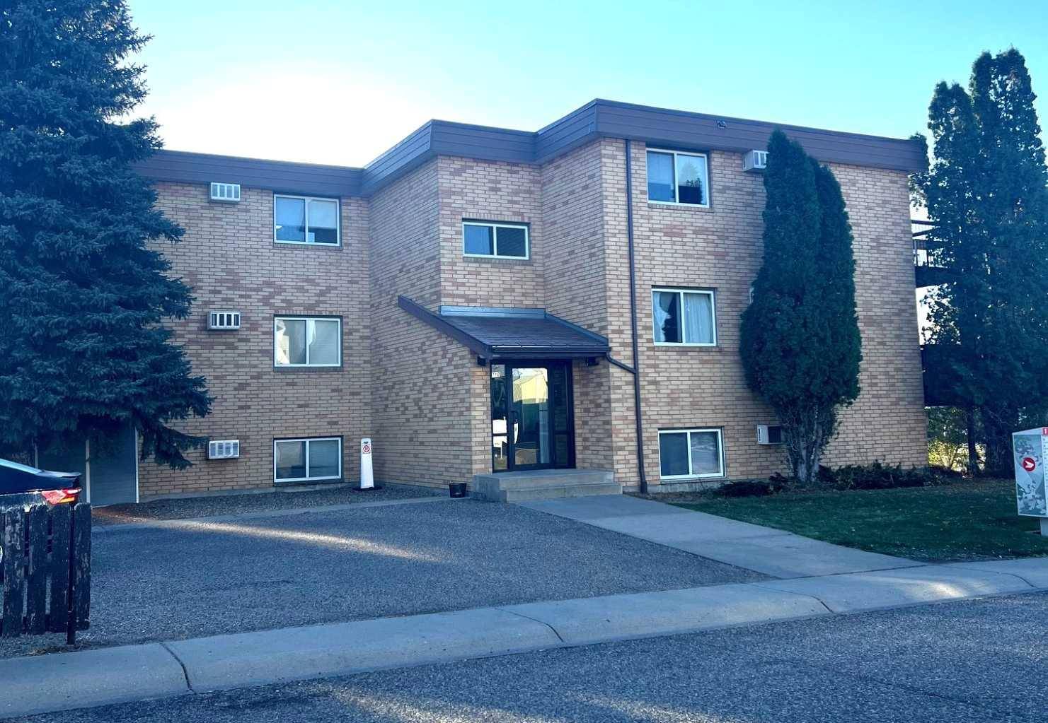 Medicine Hat, AB T1C 1M3,710 20 ST NE