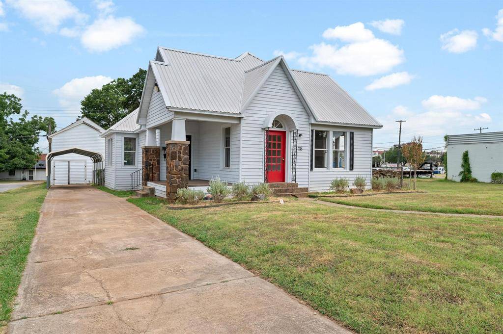 Denison, TX 75021,118 W Gandy Street