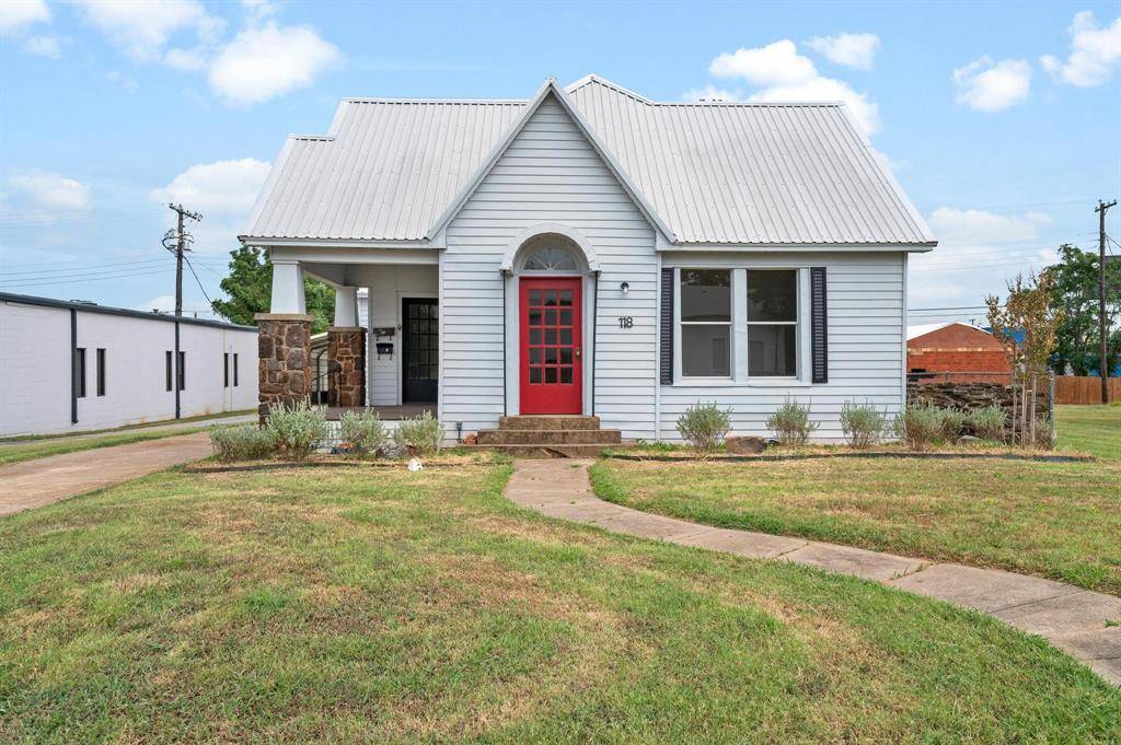 Denison, TX 75021,118 W Gandy Street