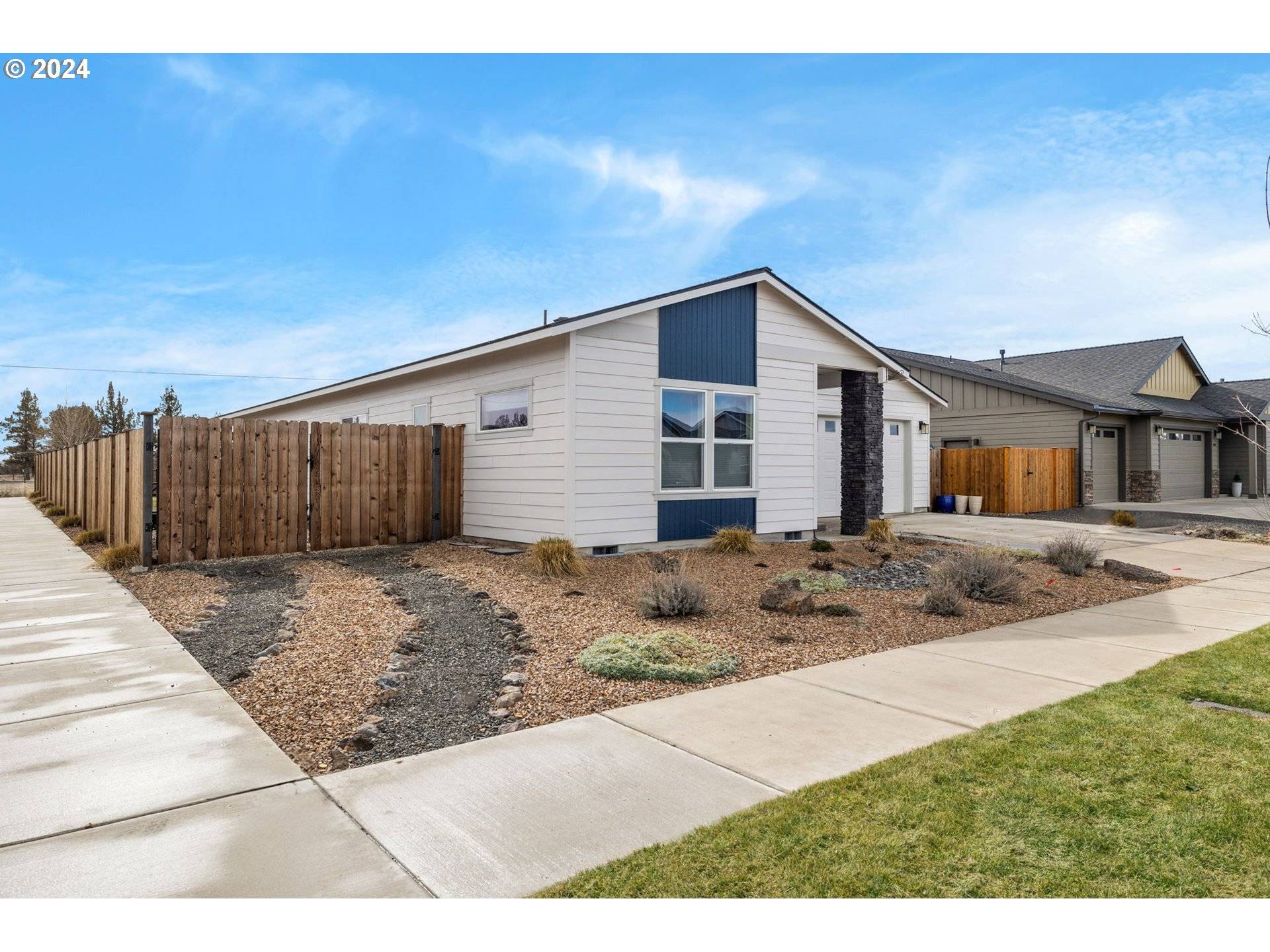 Redmond, OR 97756,4902 SW ZENITH AVE