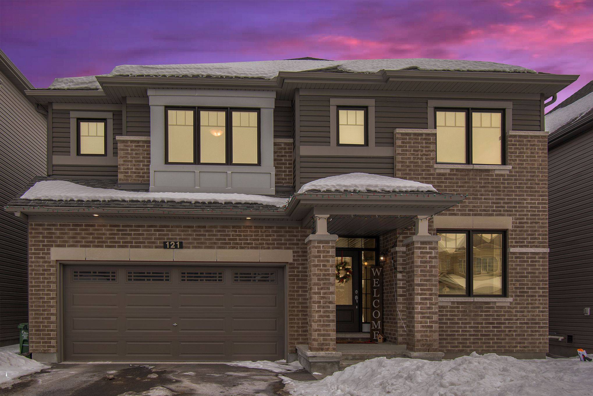 Stittsville - Munster - Richmond, ON K2S 0Z9,121 DISCOVERY CRES