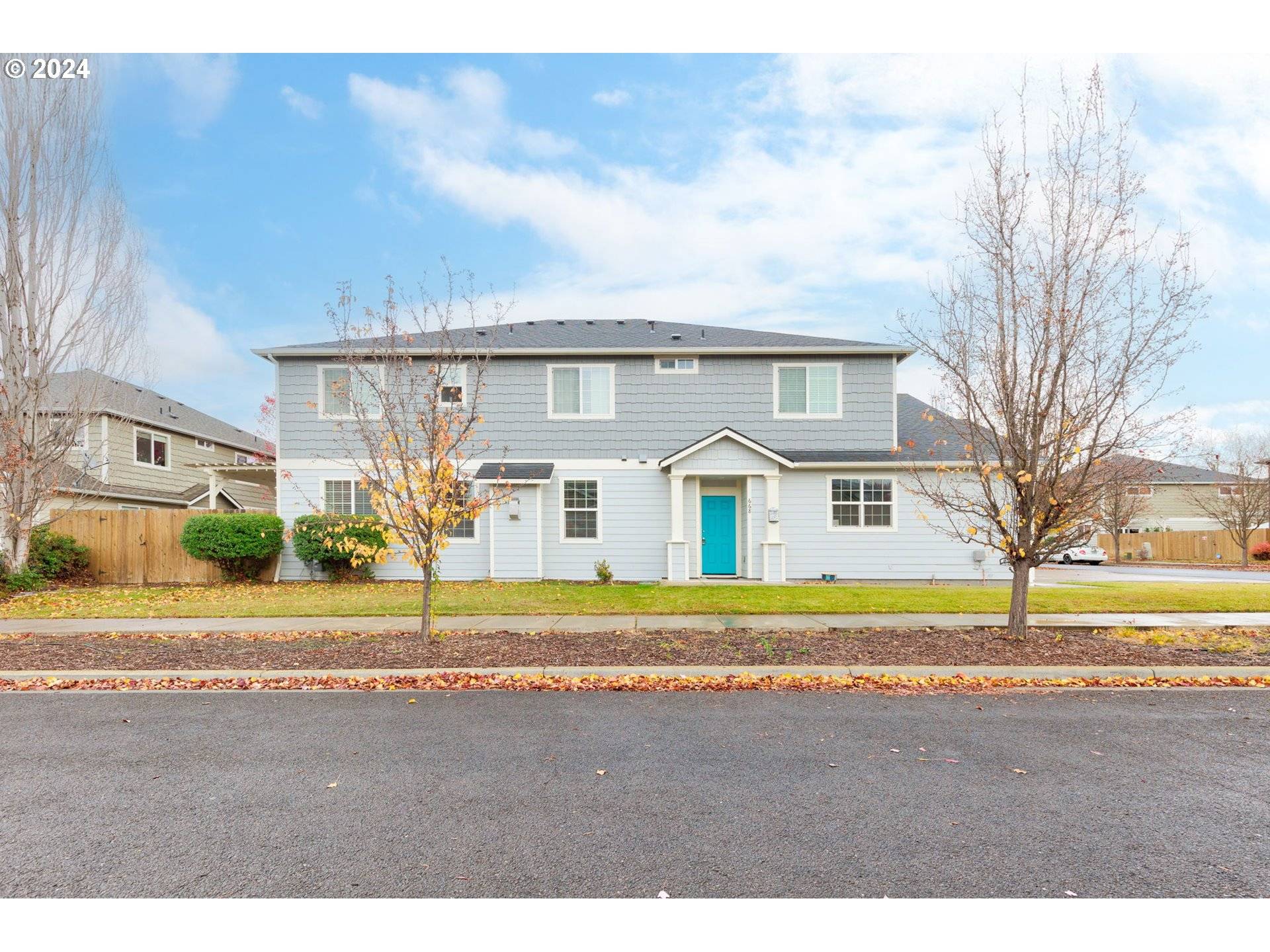 Medford, OR 97501,668 KAITLIN LN