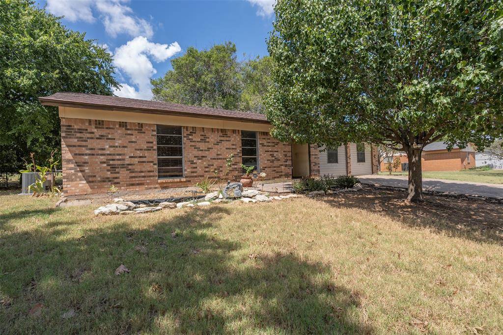 Joshua, TX 76058,206 Thomas Street