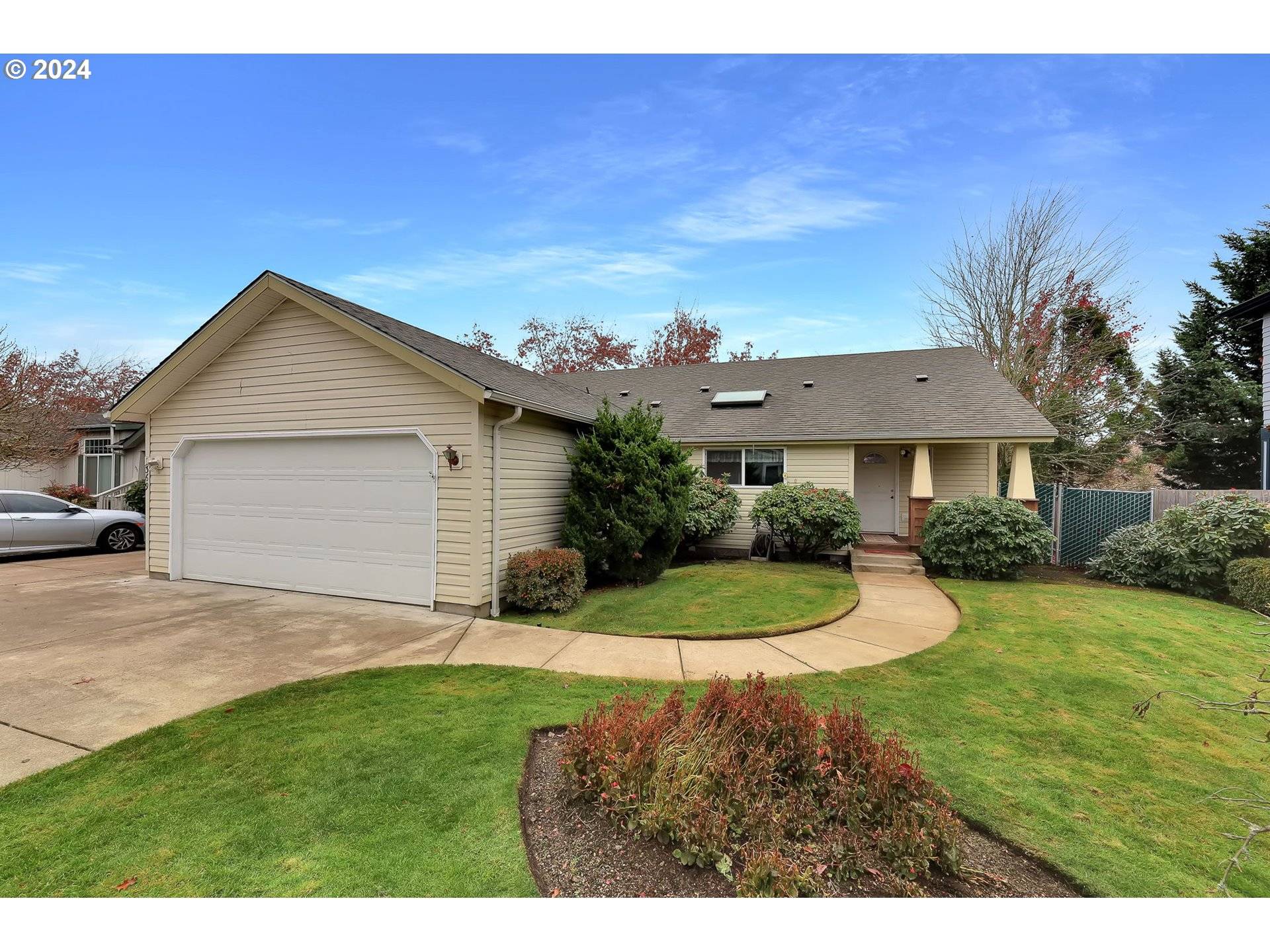 Eugene, OR 97402,5369 OLYMPIC CIR