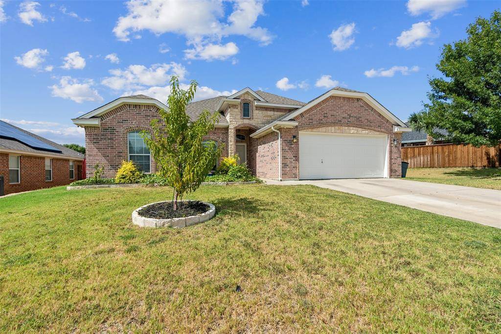 Saginaw, TX 76179,808 Grace Lane