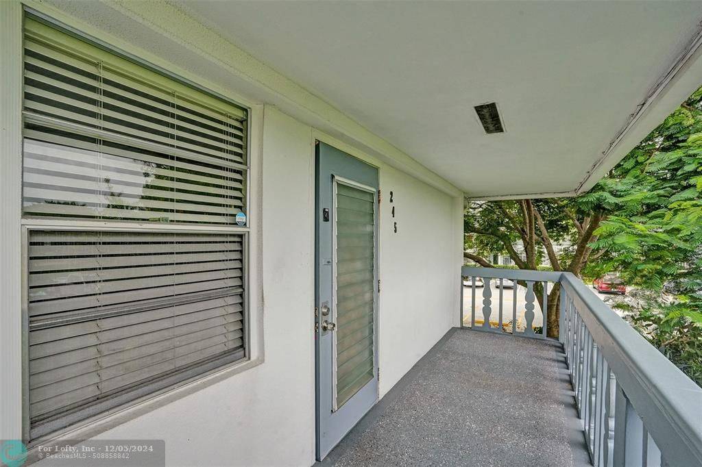 Deerfield Beach, FL 33442,245 Oakridge O  #245