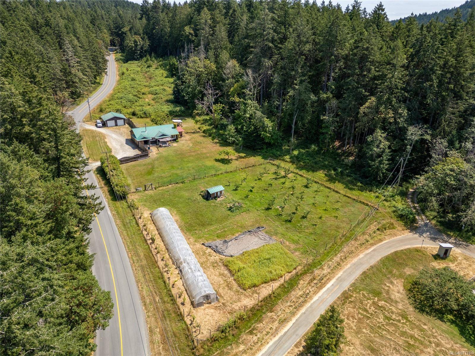 Pender Island, BC V0N 2M1,2337 Otter Bay Rd