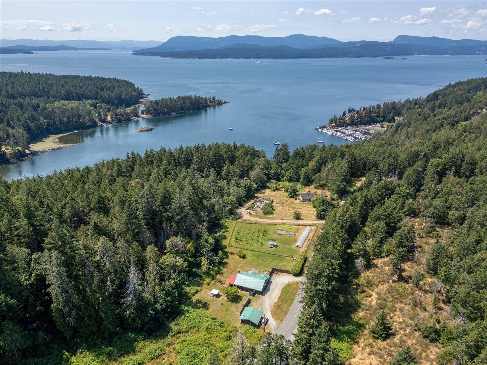 Pender Island, BC V0N 2M1,2337 Otter Bay Rd