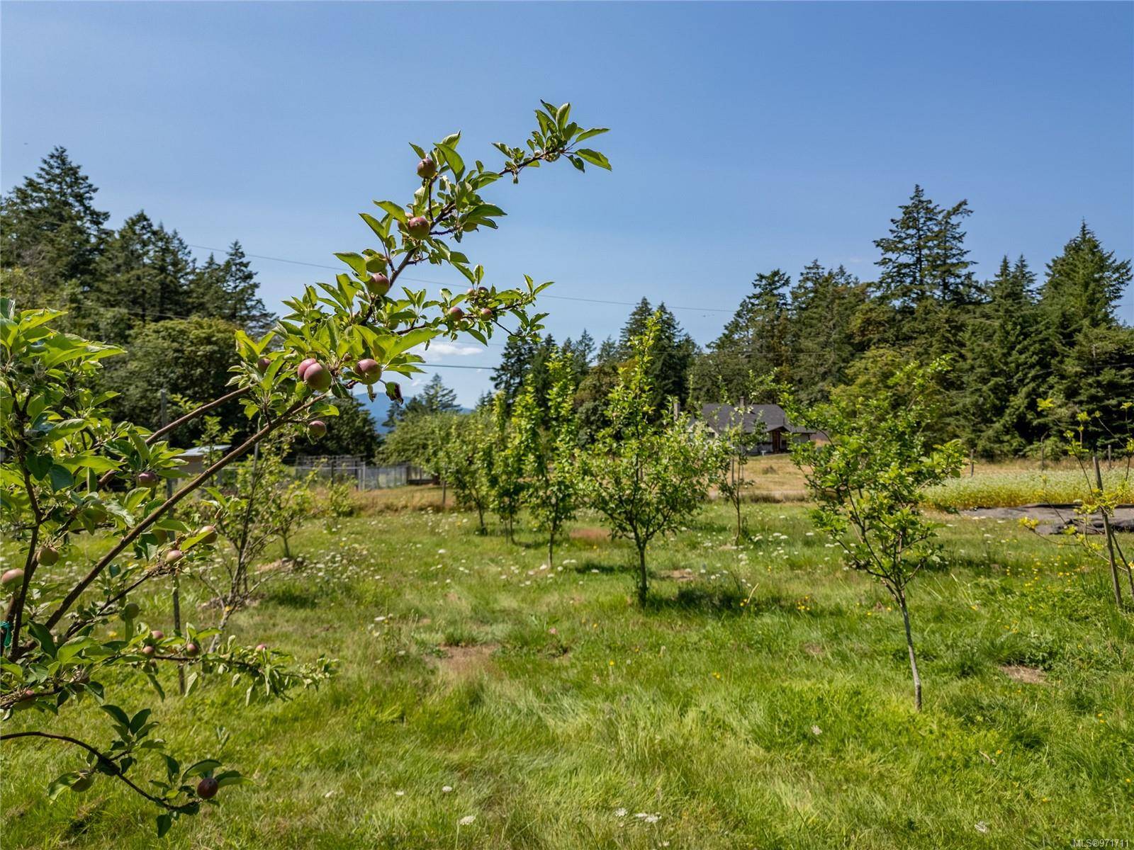 Pender Island, BC V0N 2M1,2337 Otter Bay Rd