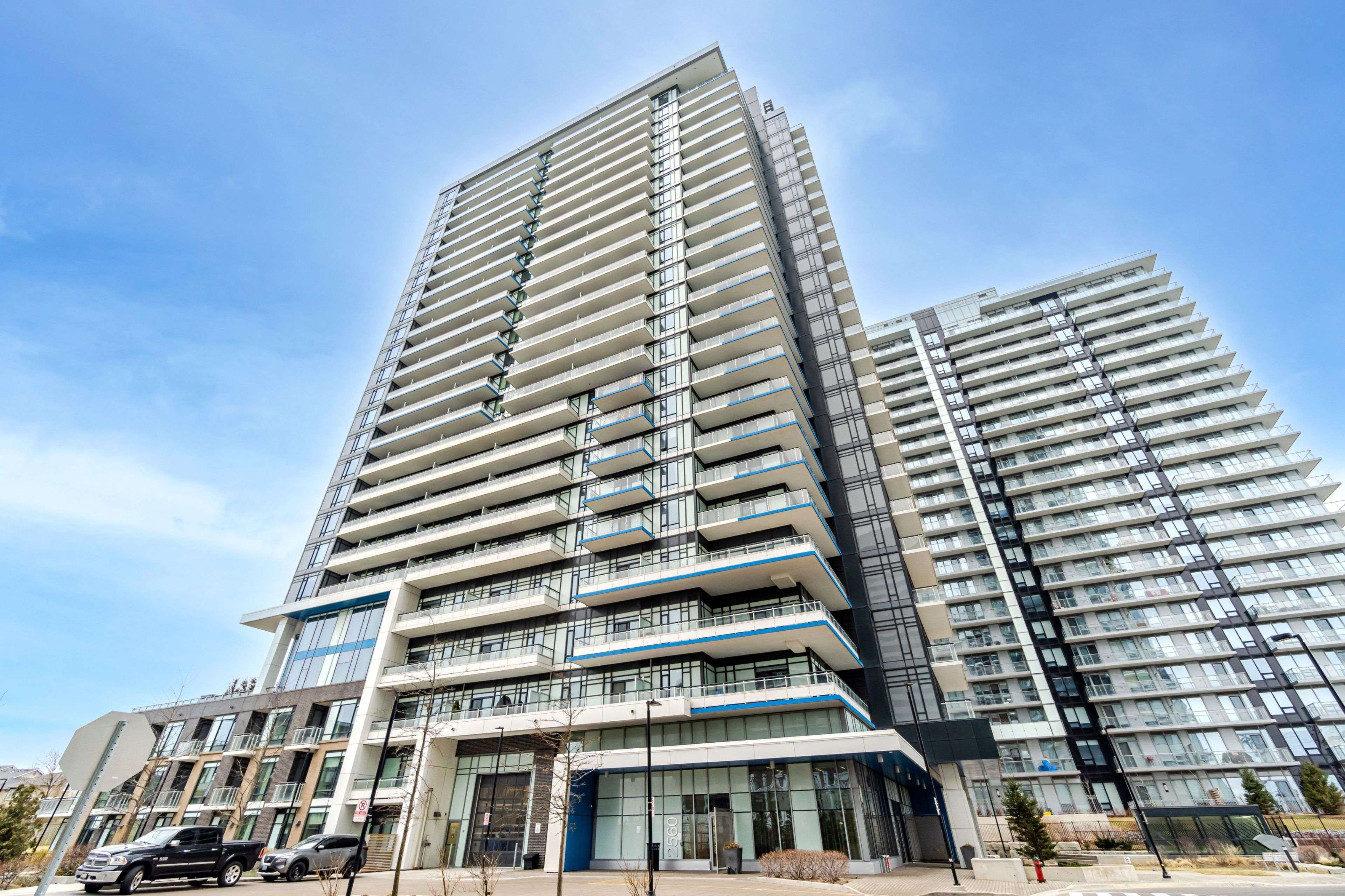 Peel, ON L5M 0Y3,2560 Eglinton AVE W #2508