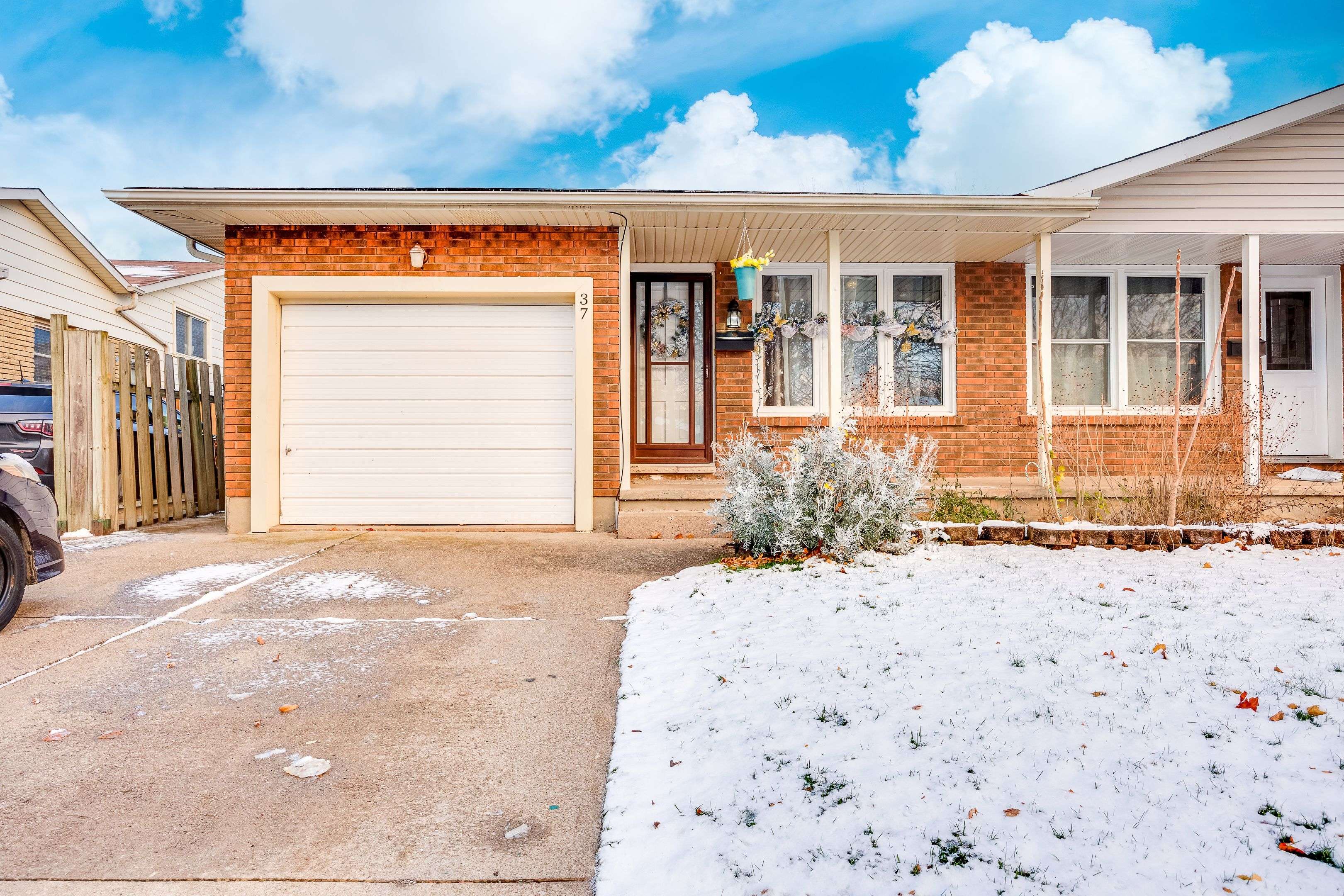 St. Catharines, ON L2N 6P1,37 Greystone CRES