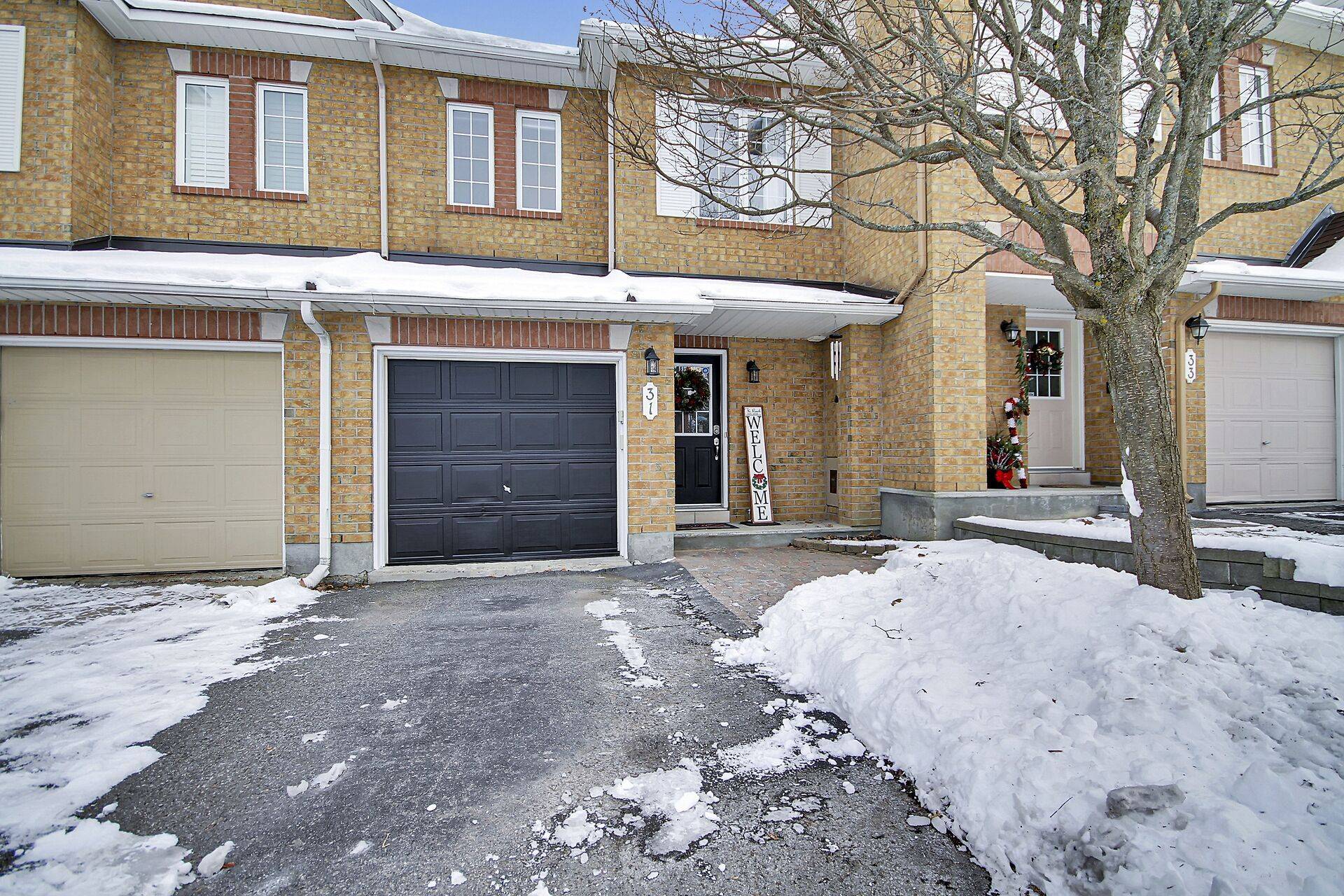 Kanata, ON K2W 1G1,31 Scampton DR