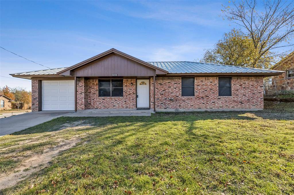 Weatherford, TX 76086,1614 Madison Street