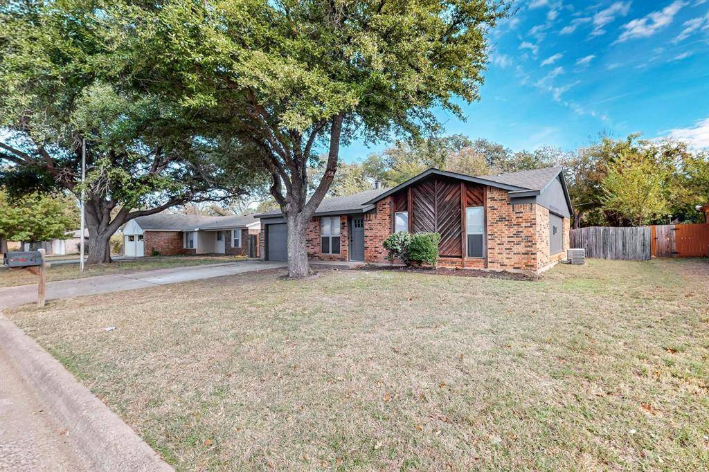 Arlington, TX 76017,5217 Windy Meadow Drive