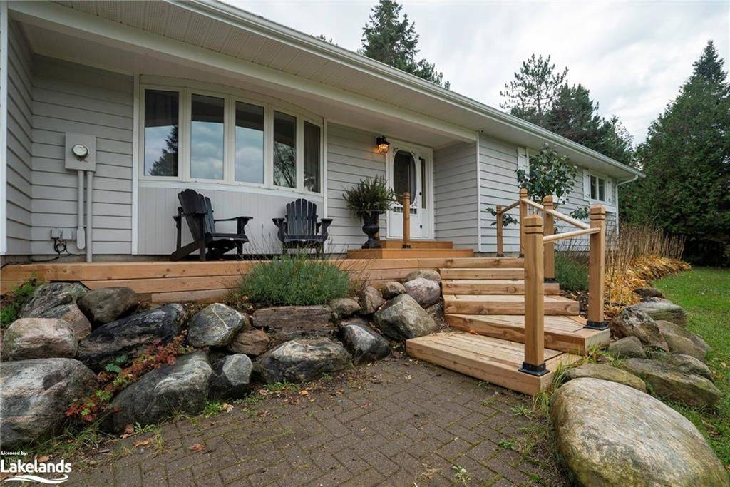 Muskoka Lakes, ON P0B 1M0,1105 ROSSEAU LAKE ROAD 1 N/A