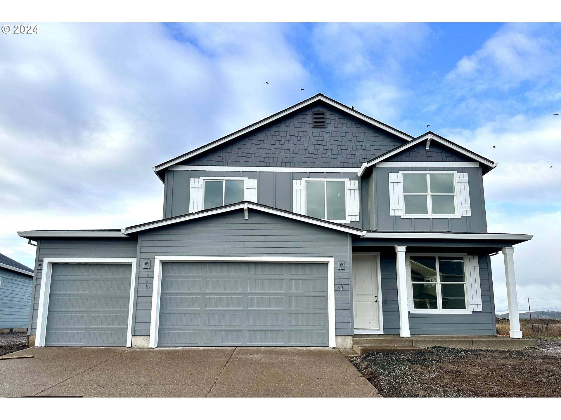 Junction City, OR 97448,797 Farmington DR