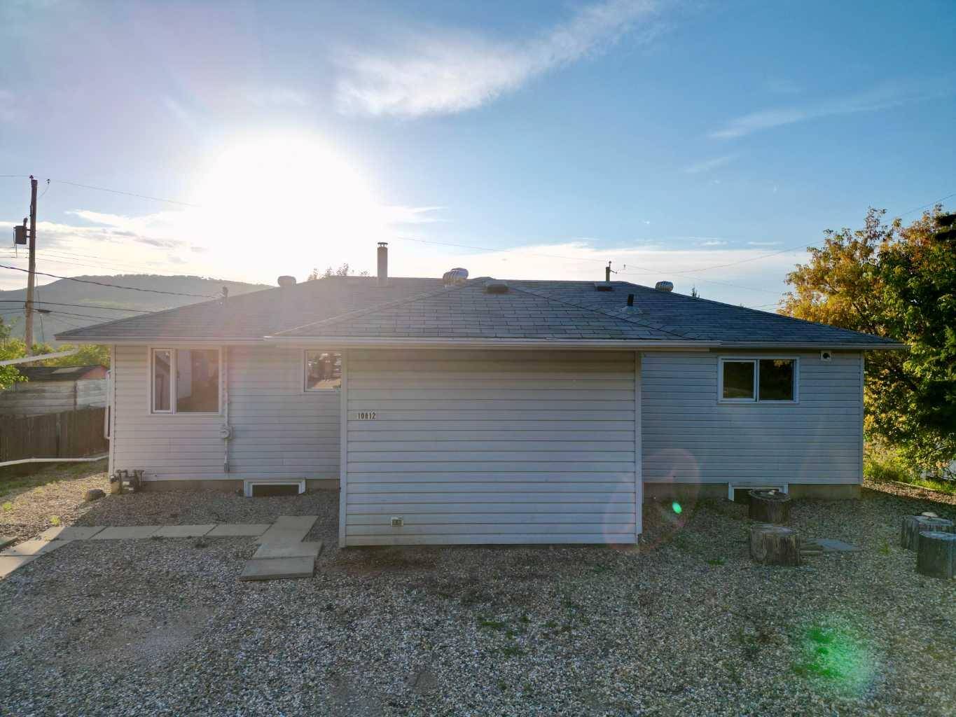 Peace River, AB T8S 1L5,10812 103A ST