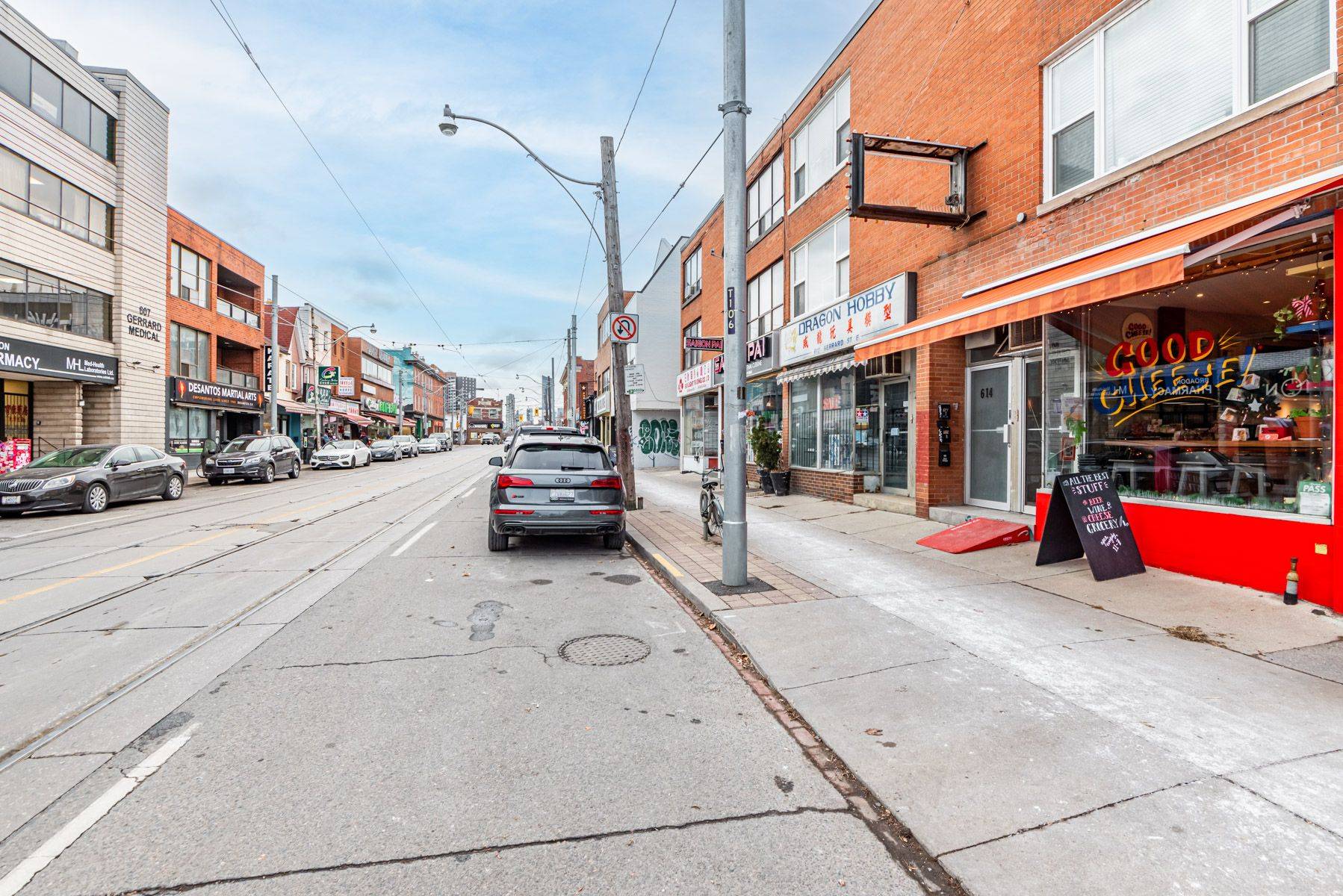 Toronto E01, ON M4M 1Y3,614 Gerrard ST E #2