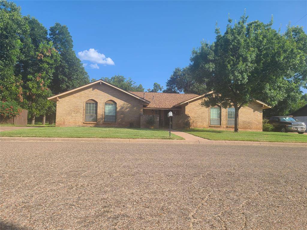 Abilene, TX 79603,1425 Chateau Drive