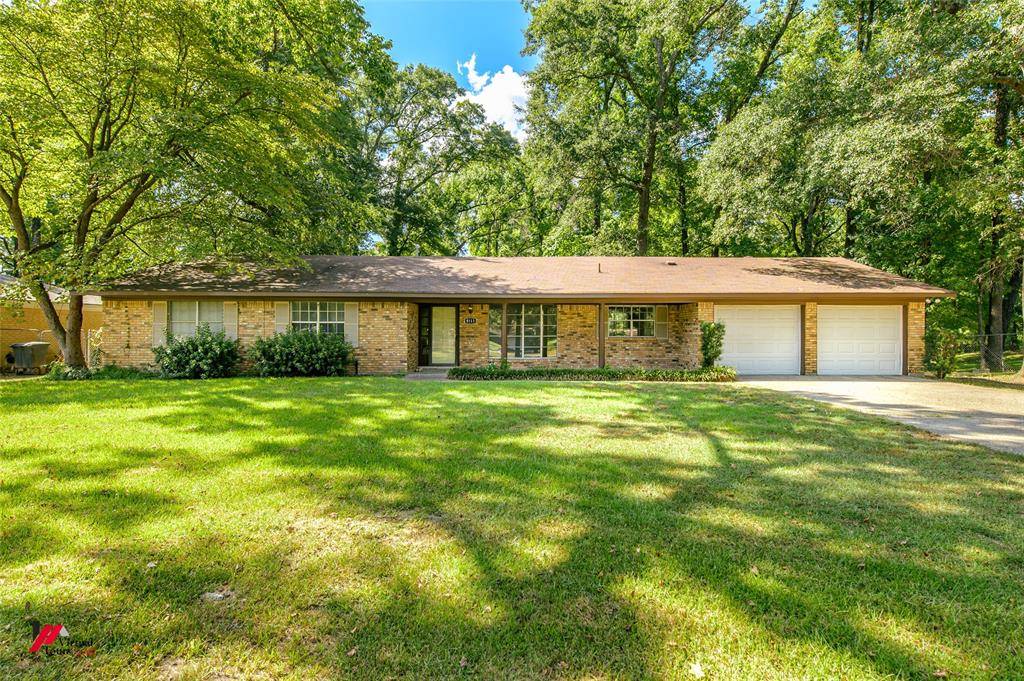 Haughton, LA 71037,8113 Dogwood Trail