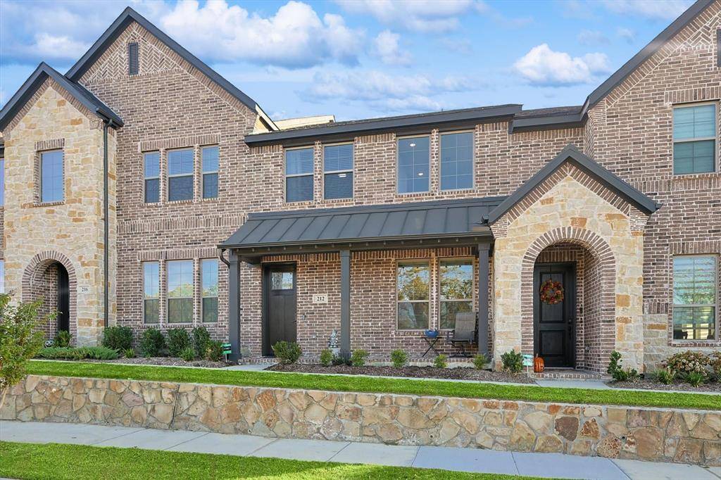 Flower Mound, TX 75028,212 Spring Hill Road