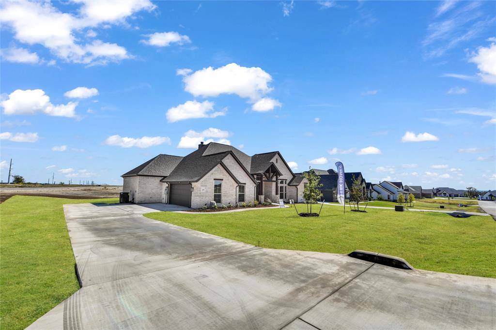 Azle, TX 76020,430 Collum View