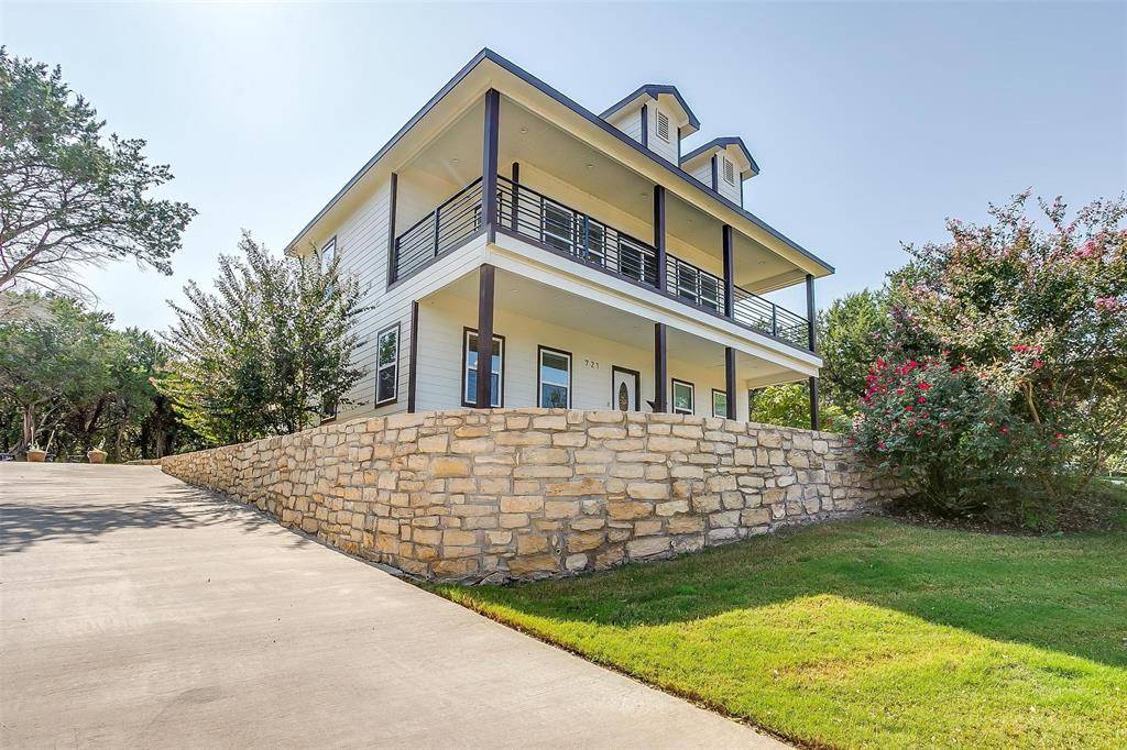 Granbury, TX 76048,721 Rock Harbor Court