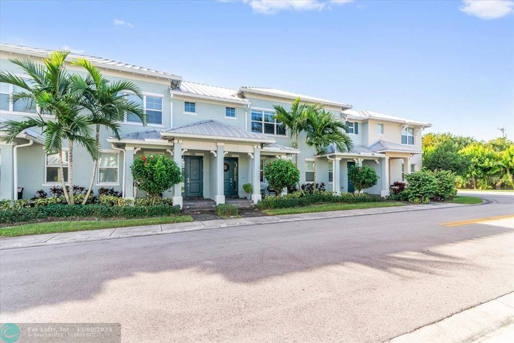 Hollywood, FL 33021,1190 Eucalyptus Drive  #4