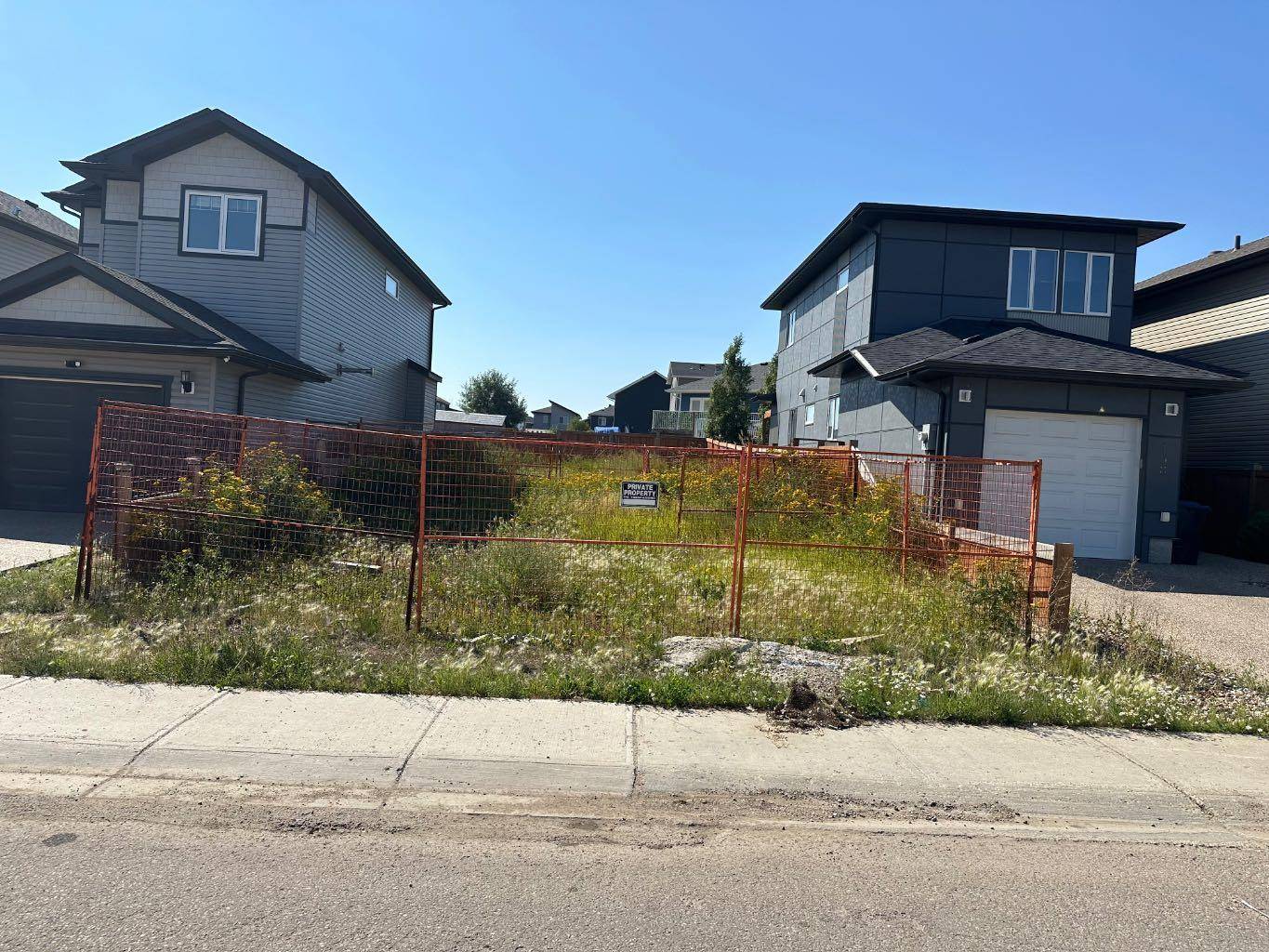 Fort Mcmurray, AB T9J 1C4,160 Athabasca CRES