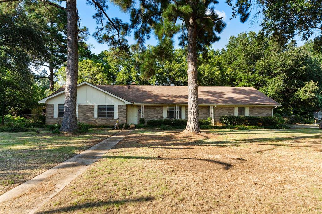 Troup, TX 75789,1507 W Duval Street