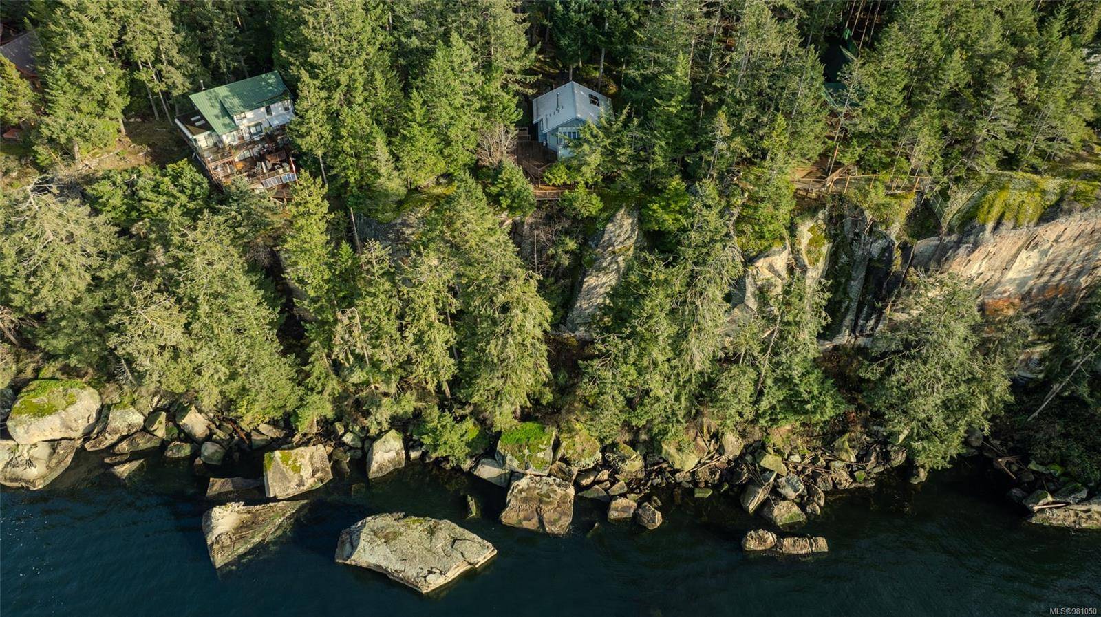 Gabriola Island, BC V0R 1X2,851 Canso Rd