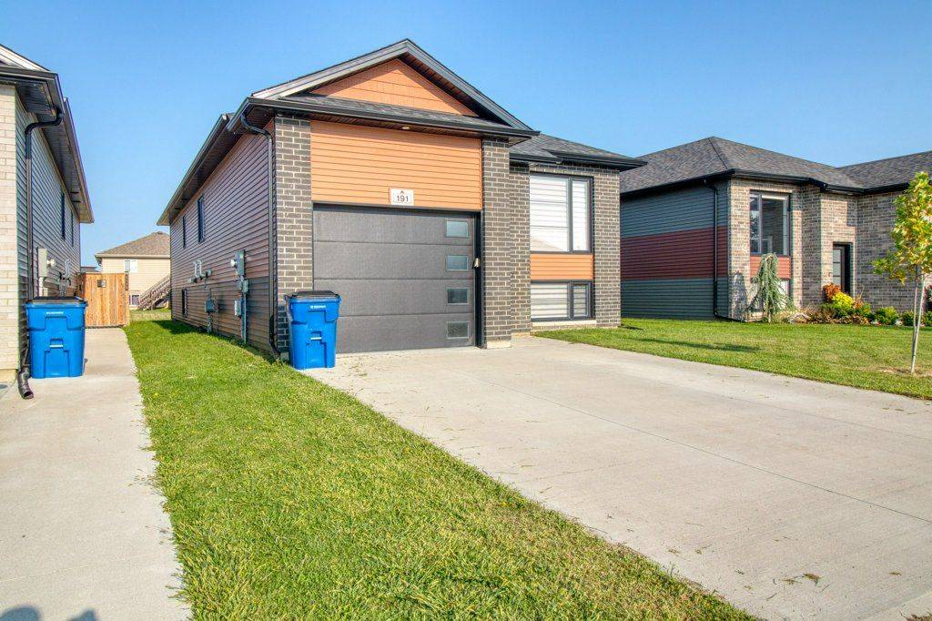 Chatham-kent, ON N7M 0S1,191 Moonstone CRES