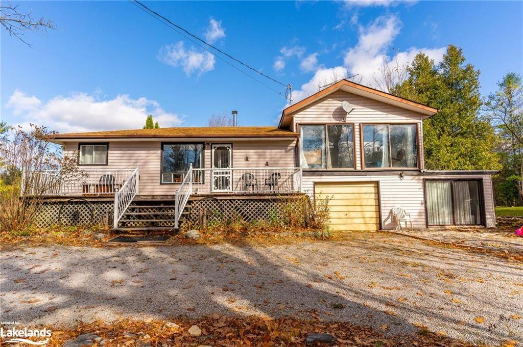 Kawartha Lakes, ON K0M 2B0,20 CAMELOT PL