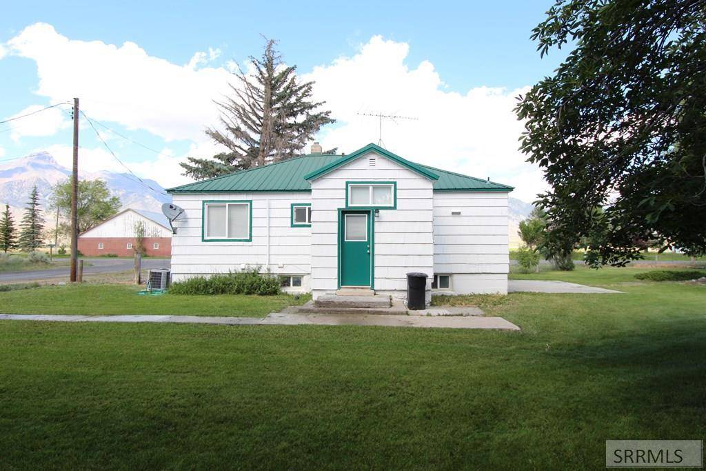 Mackay, ID 83251,402 E Custer Street