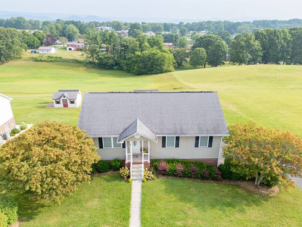 Rural Retreat, VA 24368,262 Sherwood Ave