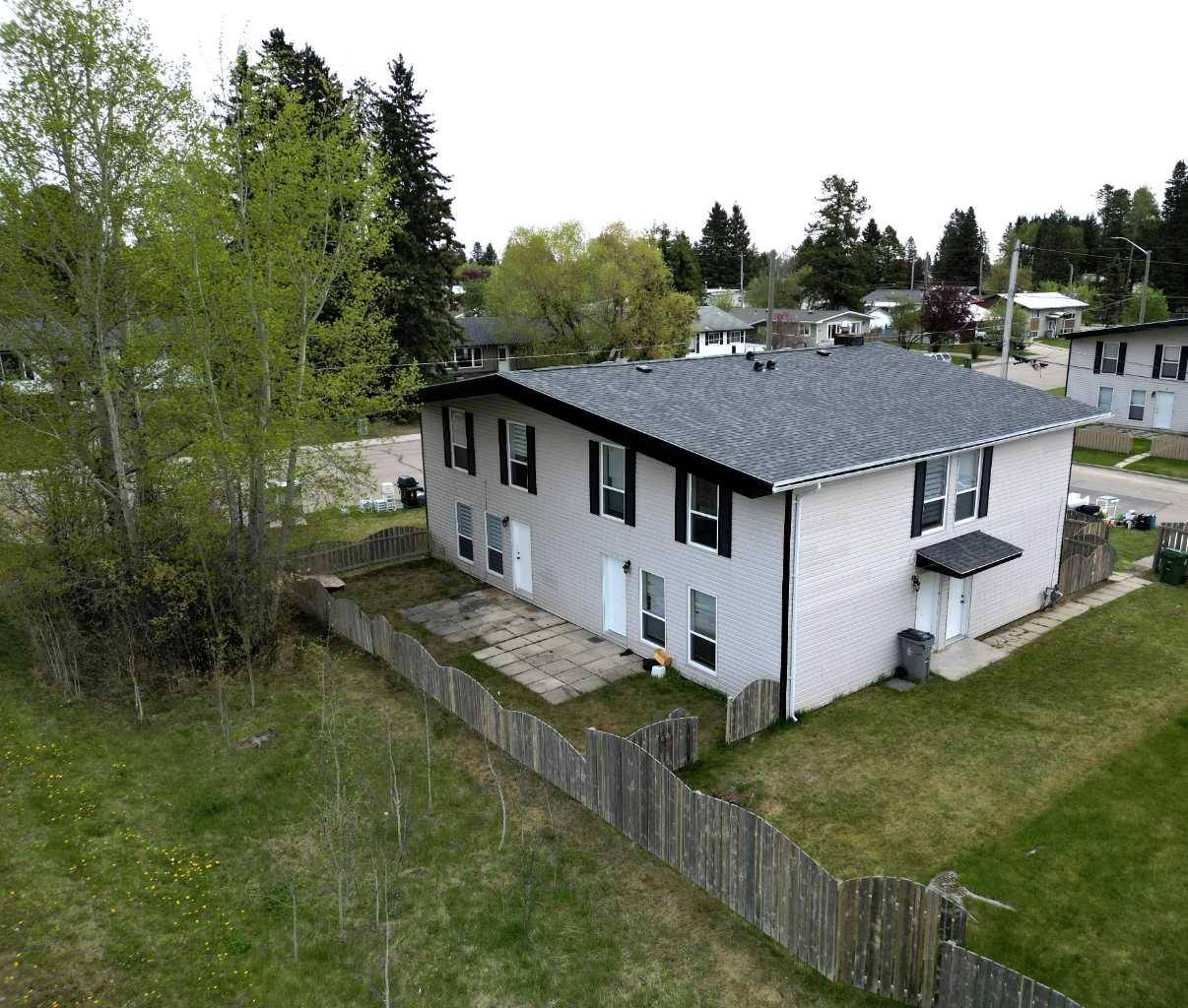 Edson, AB T7E 1B2,4504 8B AVE