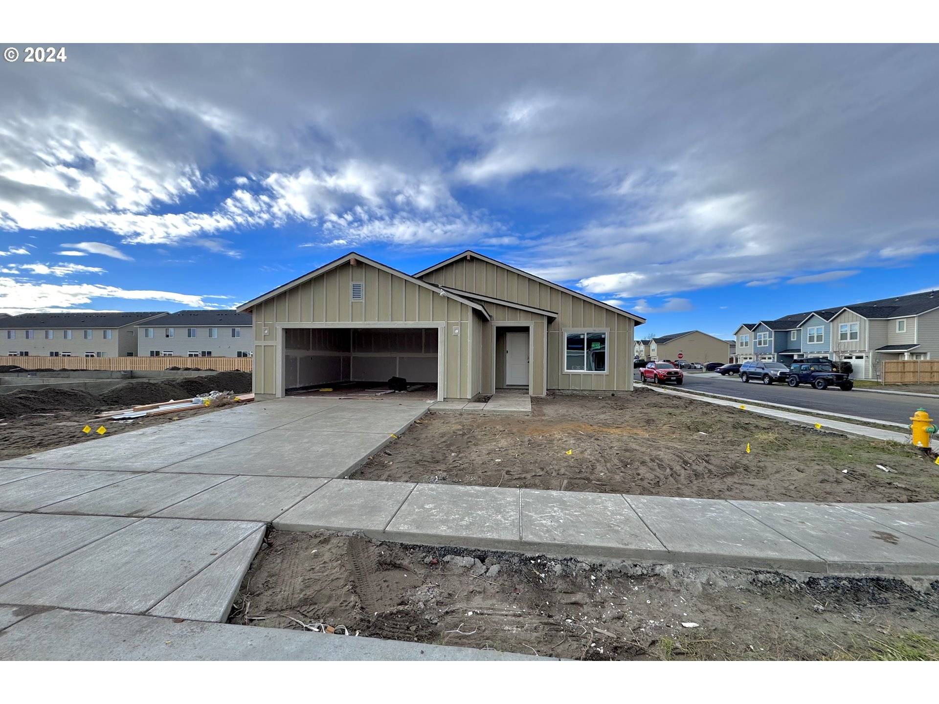 Hermiston, OR 97838,1607 NE 8th PL