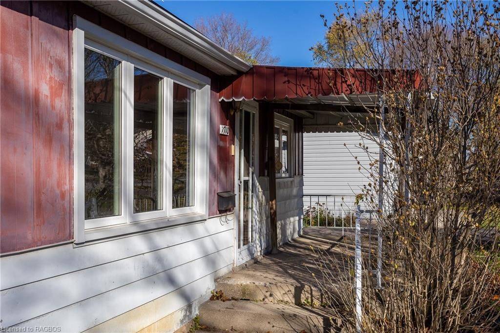 Owen Sound, ON N4K 2Z6,1710 7TH AVE E