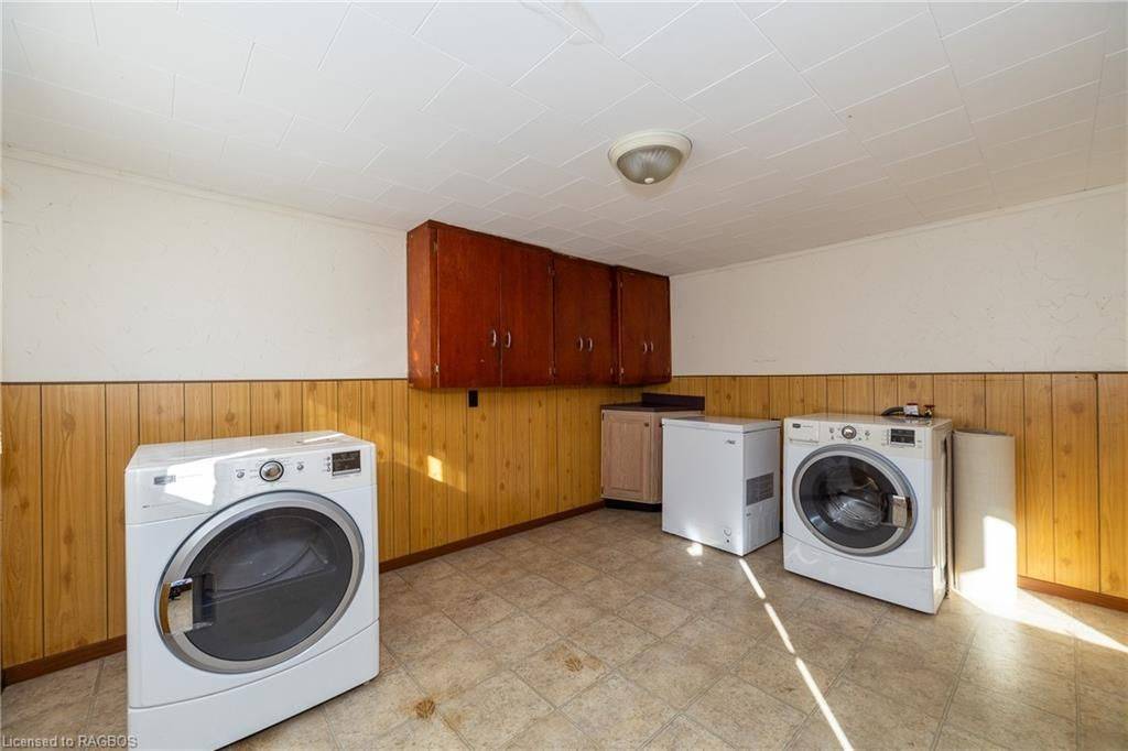 Owen Sound, ON N4K 2Z6,1710 7TH AVE E