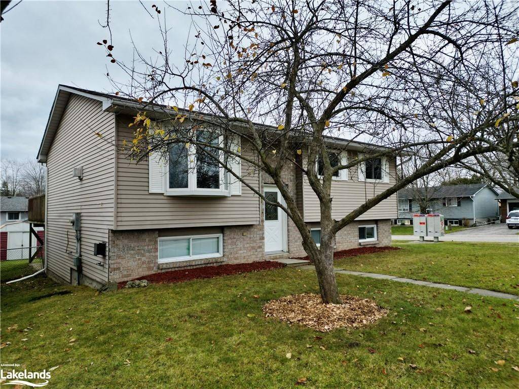 Orillia, ON L3V 7K3,14 KORLEA CRES