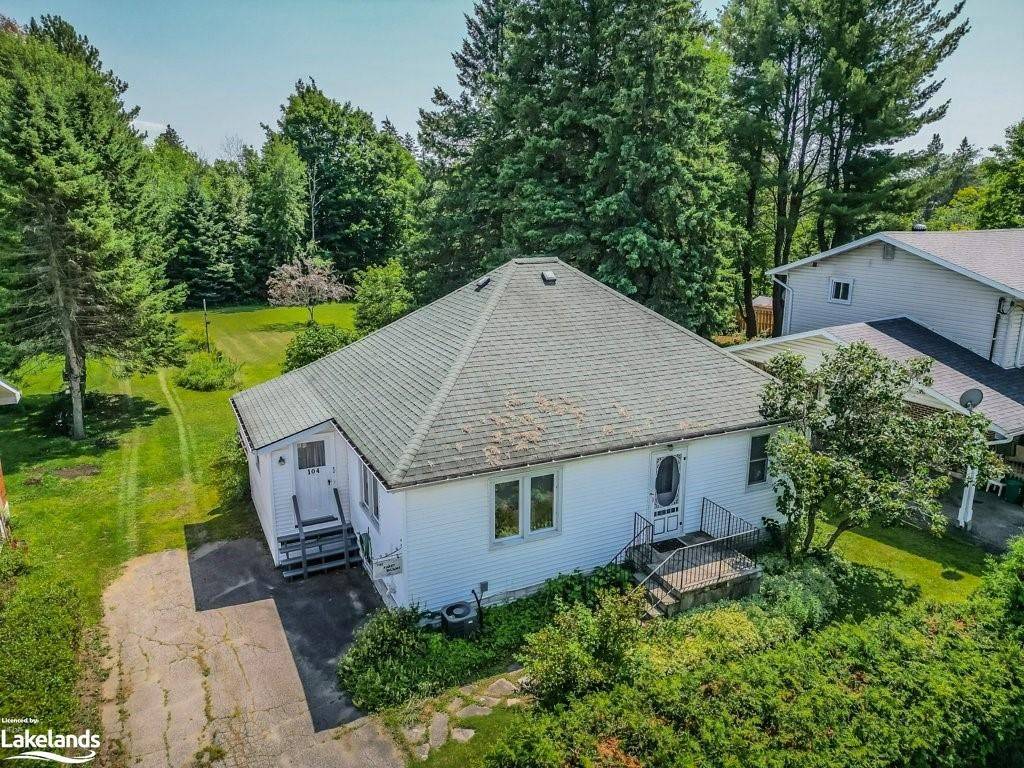 Muskoka, ON P1L 1M1,104 ANN ST