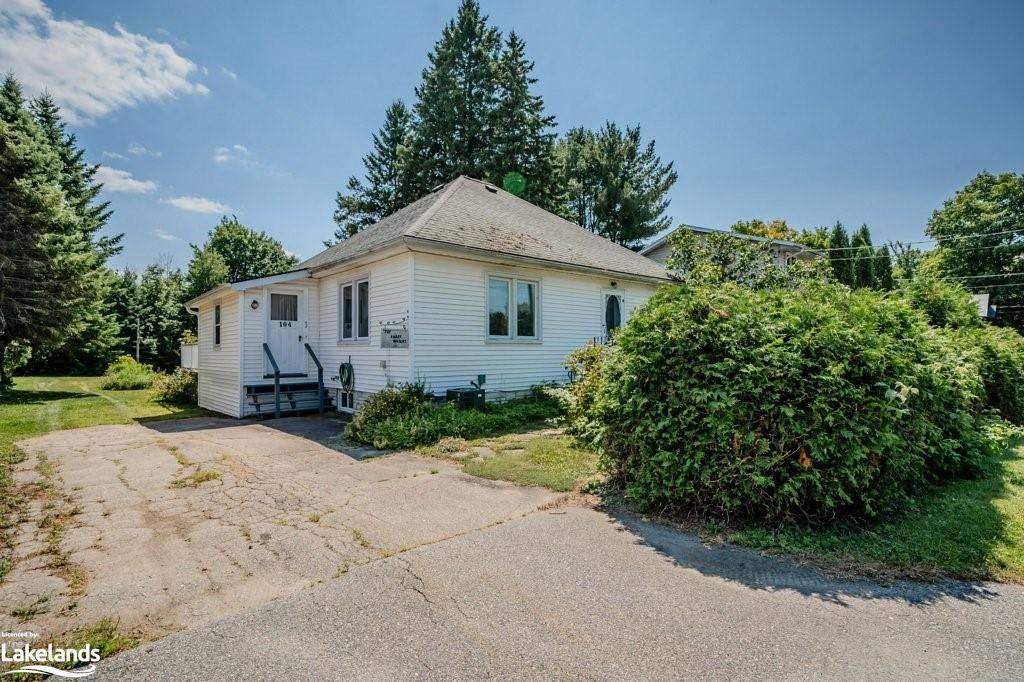 Muskoka, ON P1L 1M1,104 ANN ST