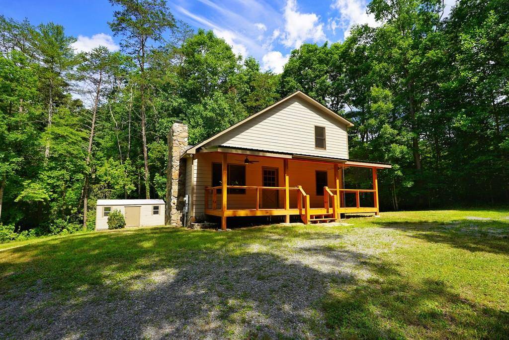 Ellijay, GA 30540,989 New Liberty Road