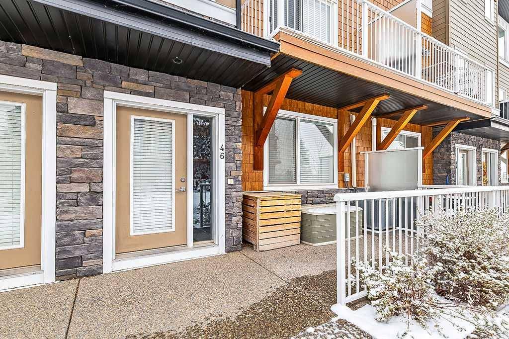 Chestermere, AB T1X 0Z5,111 Rainbow Falls Gate #46