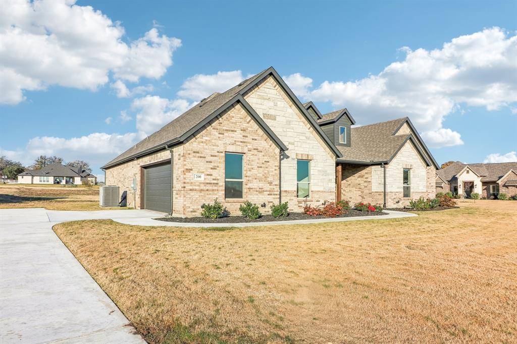 Weatherford, TX 76085,200 Ash Court