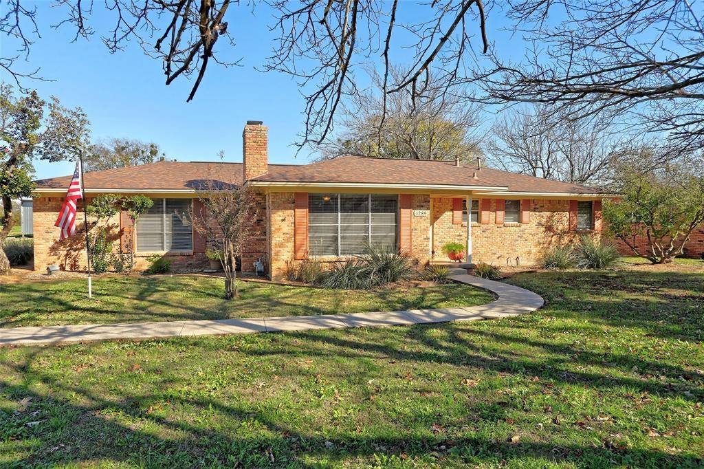 Van Alstyne, TX 75495,1289 S Waco Street