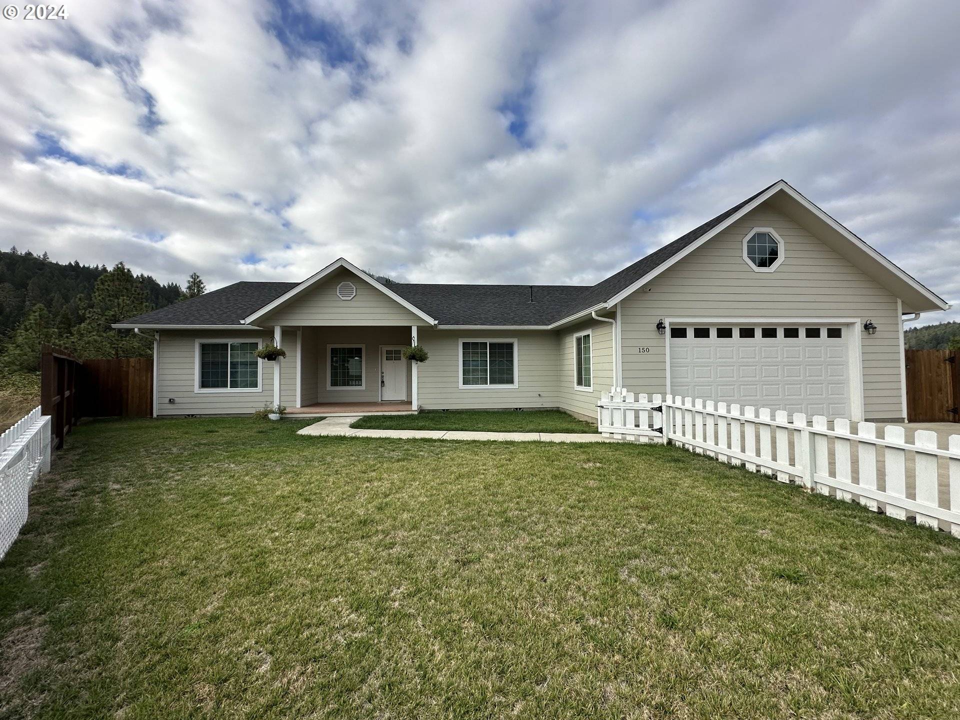 Canyonville, OR 97417,150 DEER SONG CT