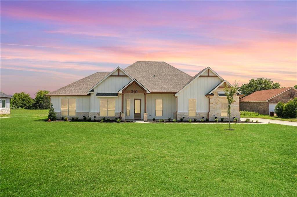 Red Oak, TX 75154,310 Crestview Drive